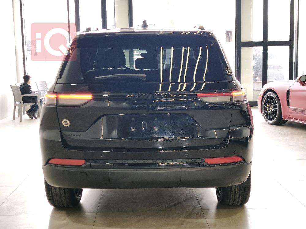 جيب جراند شيروكي